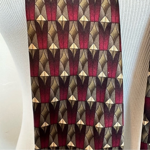 Bundle of two mens silk ties - Picture 4 of 10